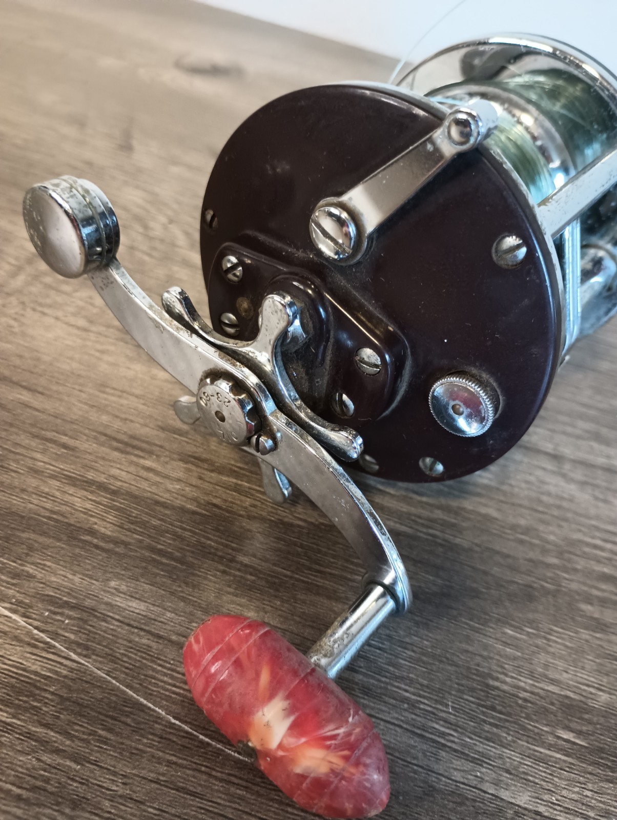 Vtg PENN Peer 209 Level Wind Conventional Fishing Reel made In The USA Spooled