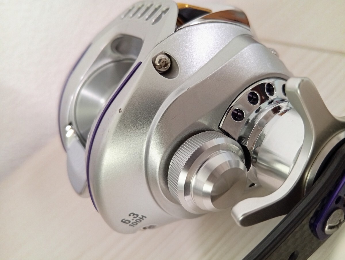 Daiwa TD Zillion HLC 100H Baitcasting Reel, Right, Used, Smooth Operation
