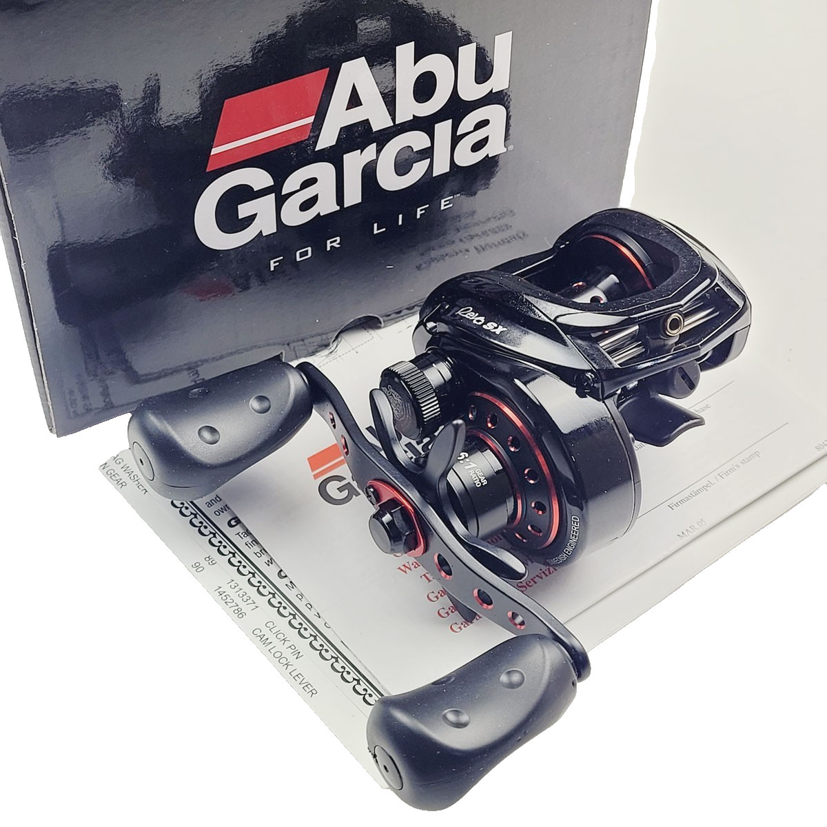 Abu Garcia Ambassadeur Revo 4 SX Baitcasting Reel R/H 10BB 6.6:1 Black in Box