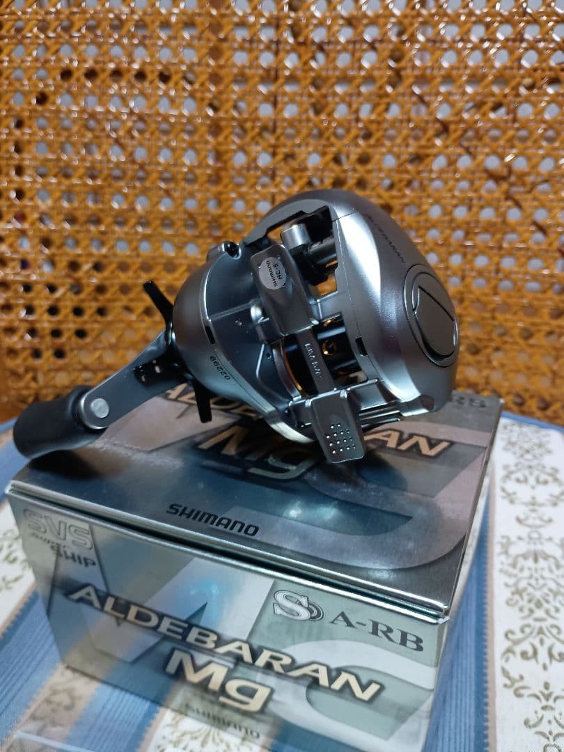 [EXC] Shimano 09 Aldebaran Mg7 Baitcasting Reel SVS S-A-RB w/Box – From JAPAN