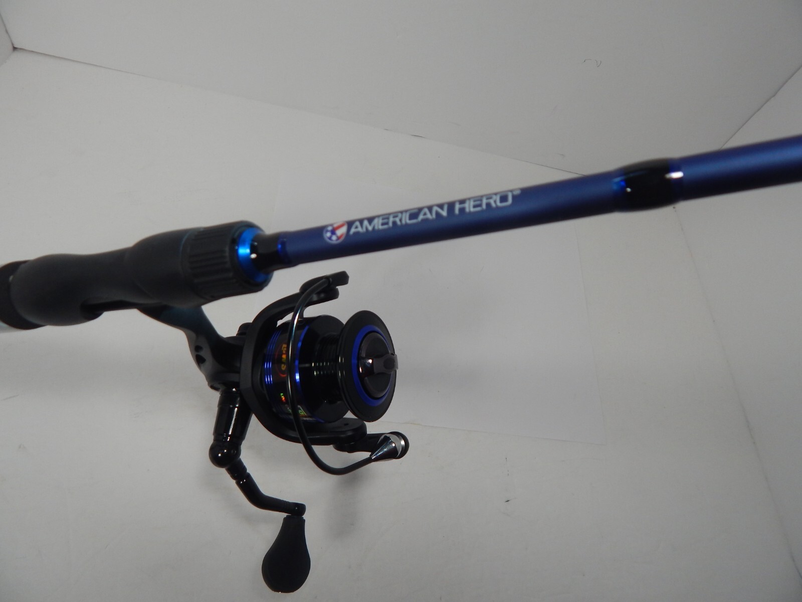 Lew’s American Hero Speed Stick 7′,2pcs. 400 Spin Reel,Graphite