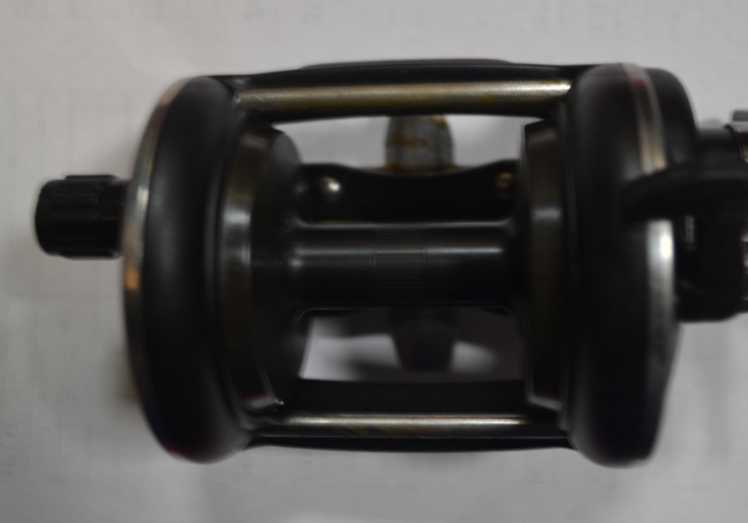 PENN 535GS MONO MAG Reel Line Capacity 365m/0.40mm Made in USA