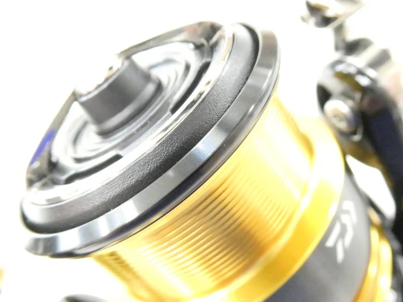 Daiwa 23 Regalis LT2000S-XH Cond/A