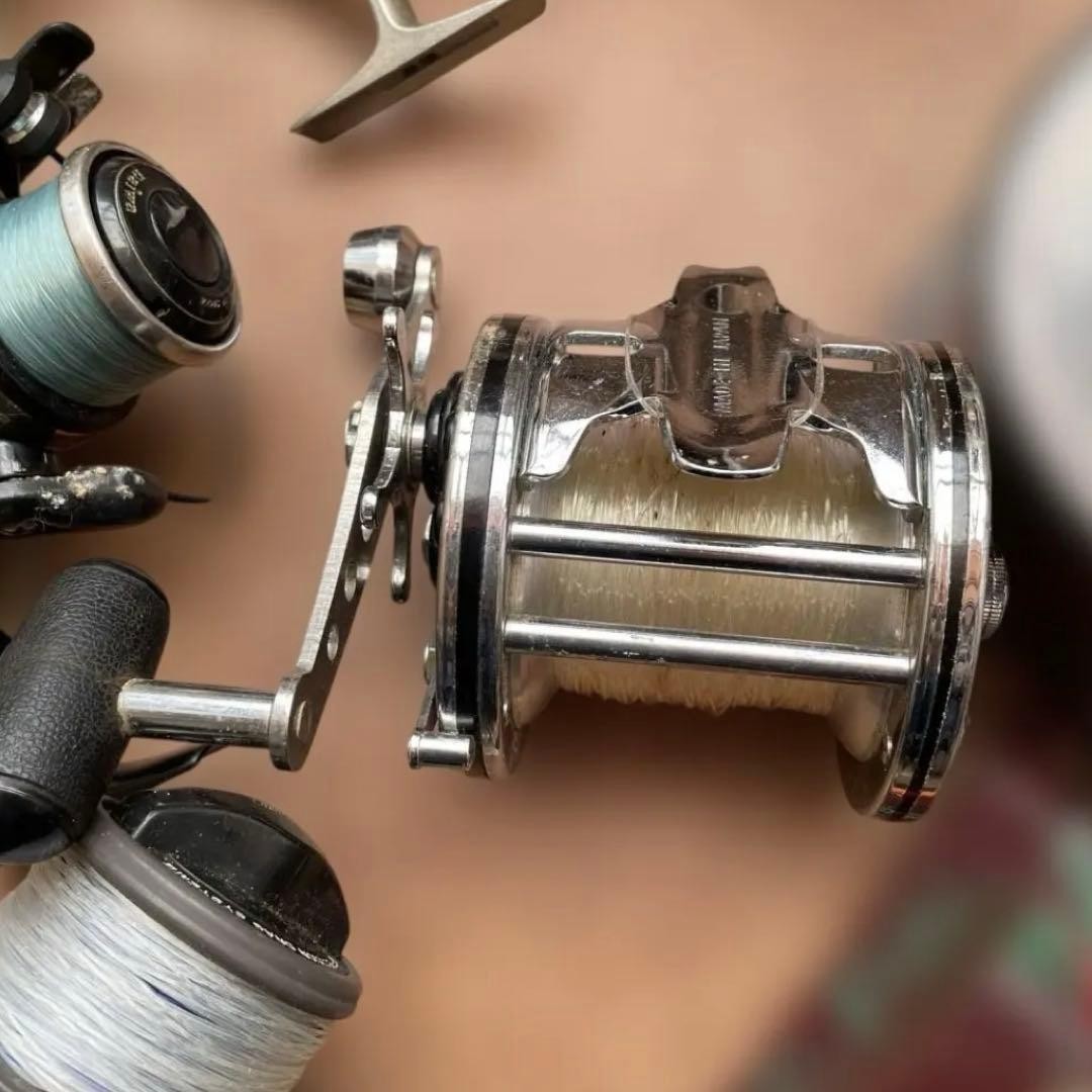 STELLA 3000 Spinning Reel Assorted Reels Bundle Sale