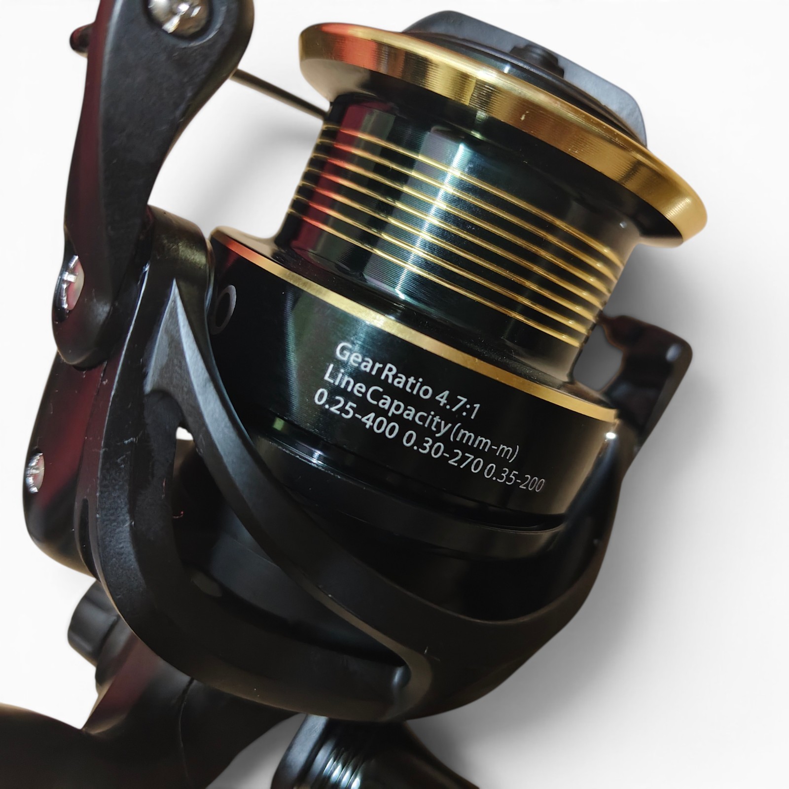 Surf Spinning Reel 6000 Saltwater Long Cast Fishing Reel