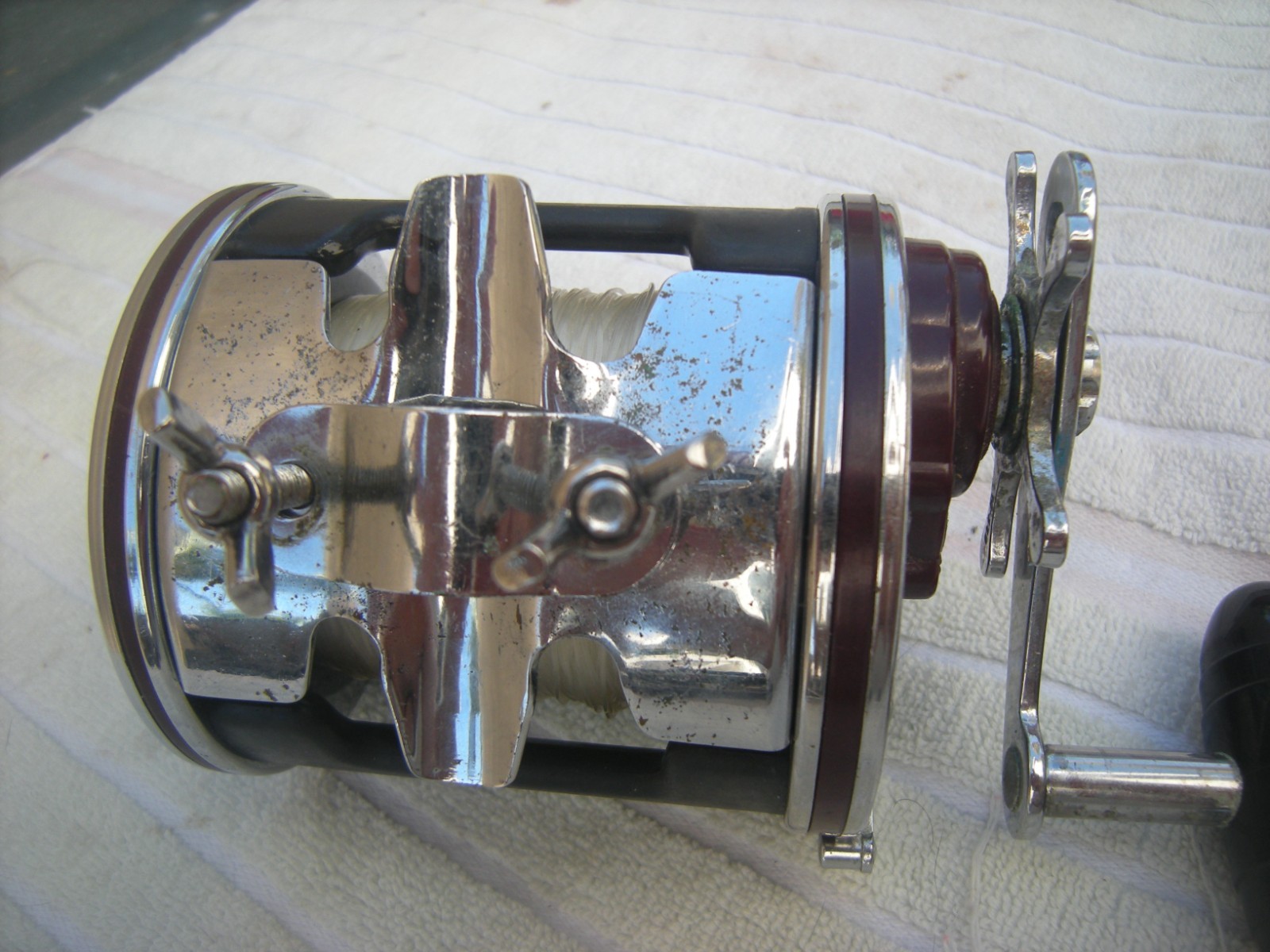 Penn Senator 4/0 Wide 113HLW High Line Capacity Fishing Reel in Good Condition