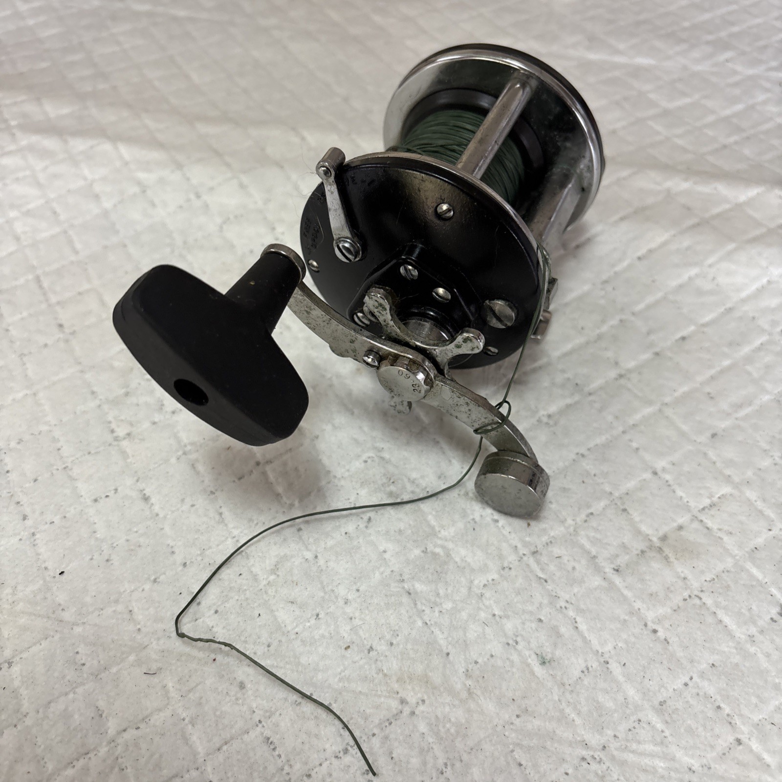 Vintage Penn Peer Model No. 209 Fishing Reel Black 9 Level Wind Used 245
