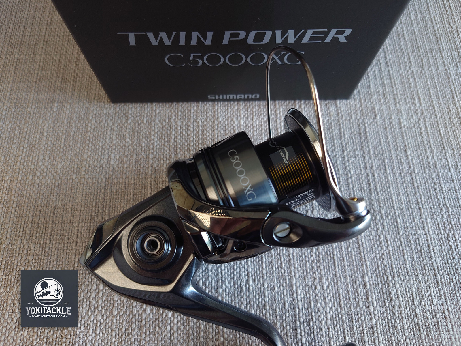 Shimano 24 Twin Power C5000XG Spinning Fishing Reel Free Shipping From JAPAN