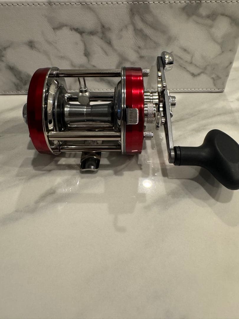 ABU Garcia 6500CS Pro Rock Burgundy Baitcasting Reel Red