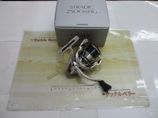 Shimano 23 Stradic 2500 SHG Spinning Reel Used