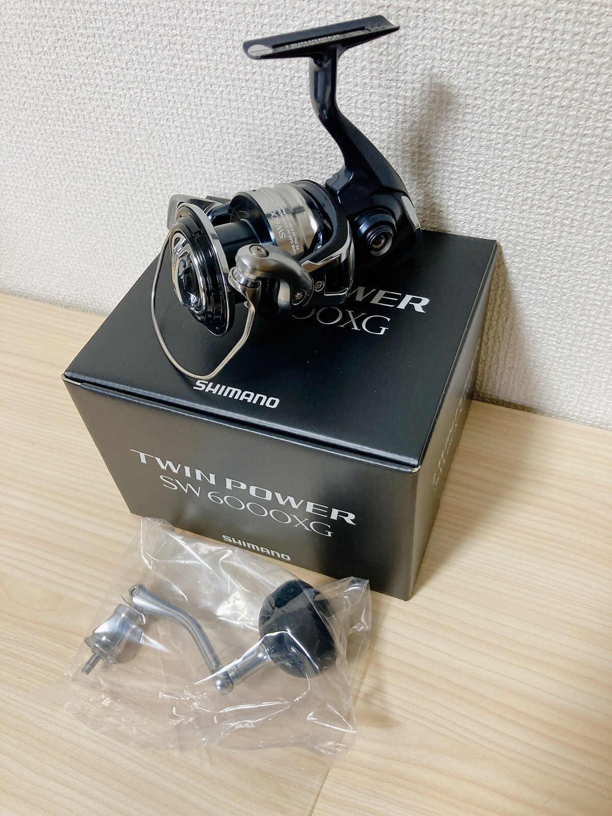 Shimano Spinning Reel 21 TWIN POWER SW 6000XG Gear Ratio 6.2:1 Fishing IN BOX