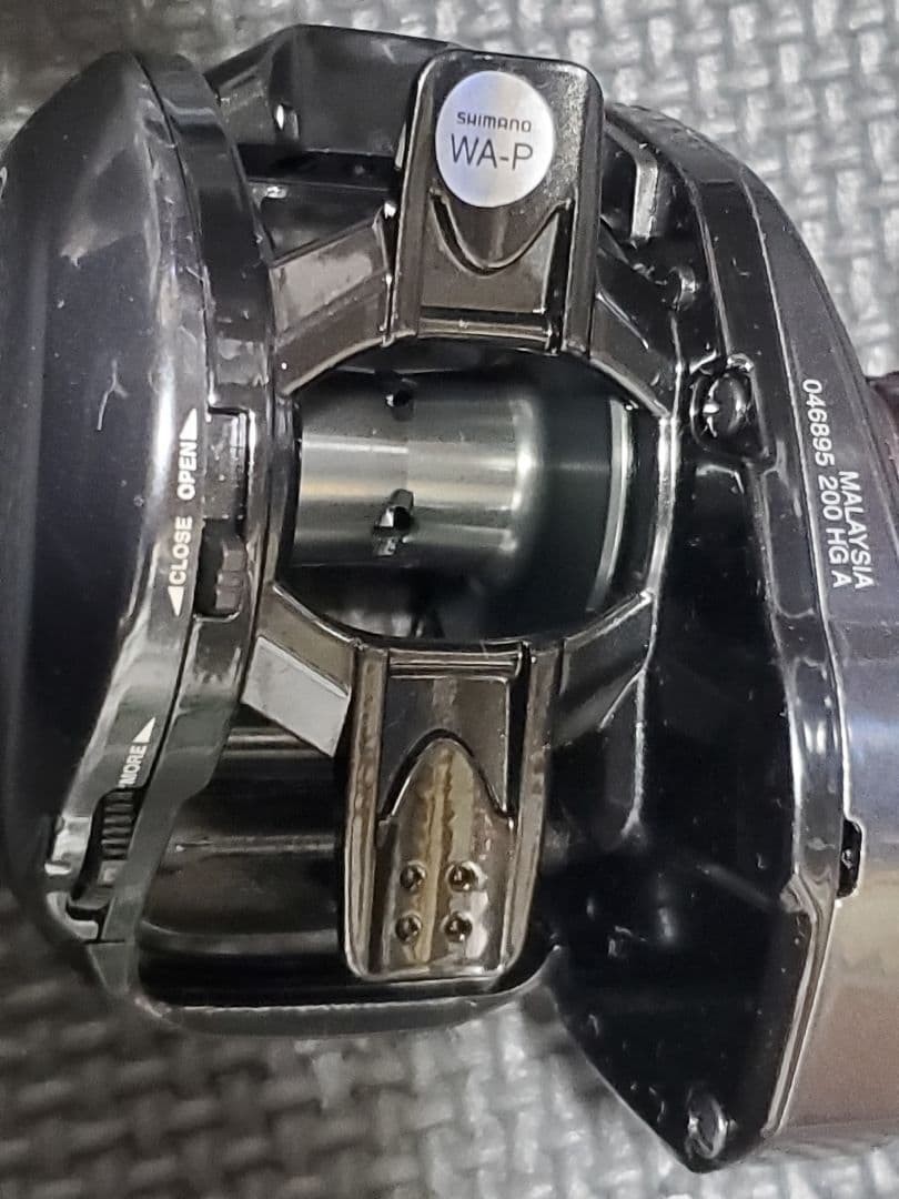 Shimano 24 Scorpion MD 200HG Baitcasting Reel Black Japan Used