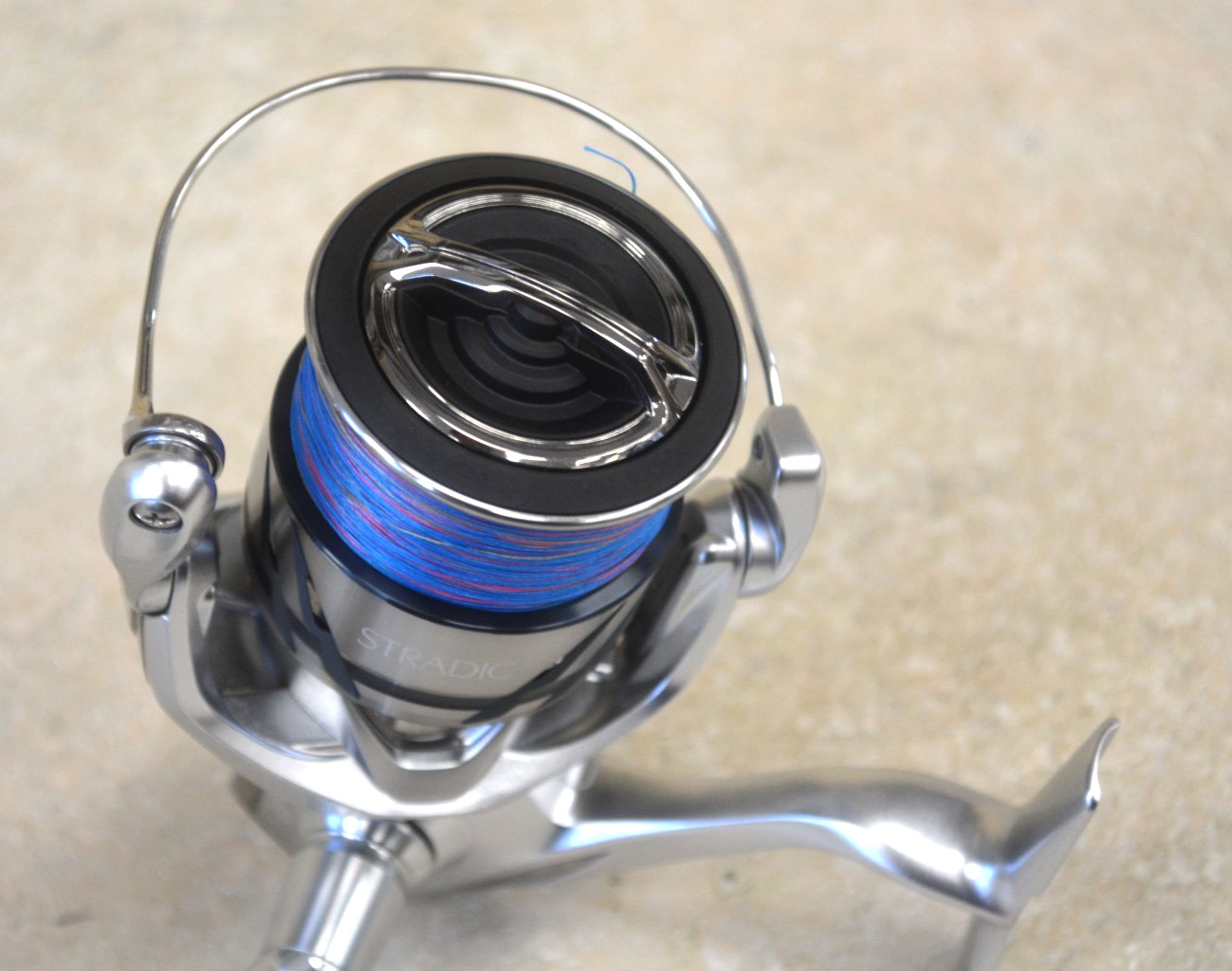 Shimano STRADIC C5000XG Spinning Fishing Reel *Pre-owned* FREE SHIPPING