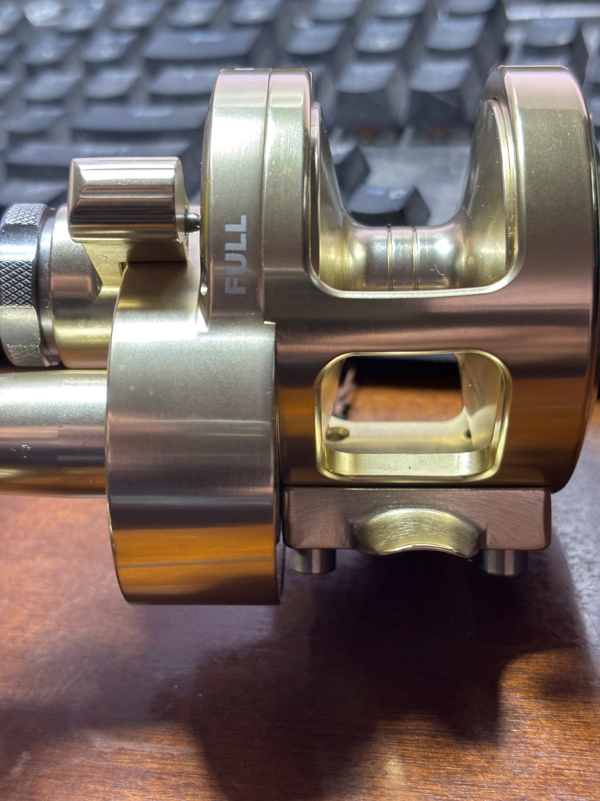 2 Speed Big Game Trolling Fishing Reel Made with Sturdy All-Aluminum Composition