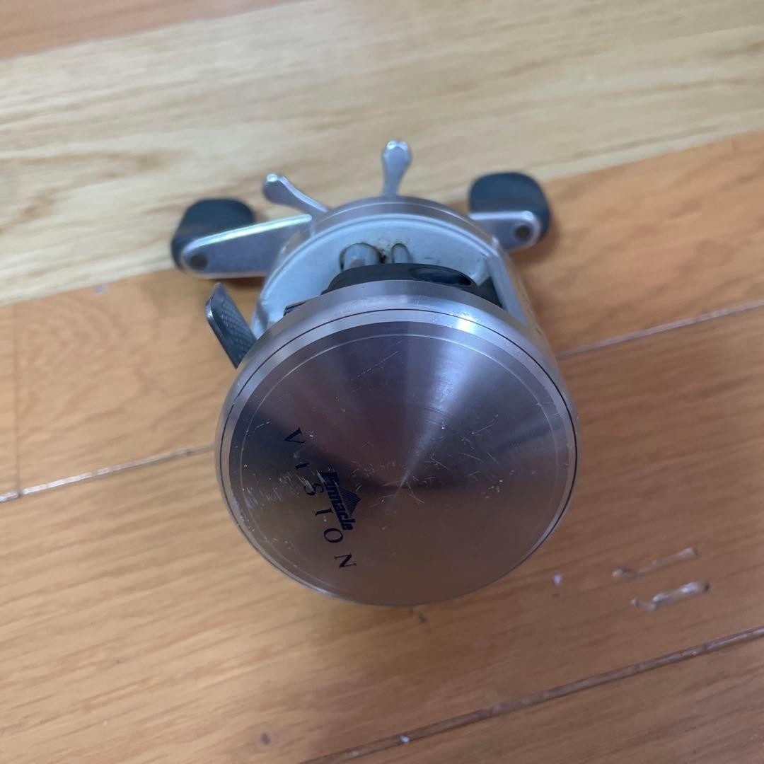 Pinnacle VISION Bait Reel Silver VS10 Used