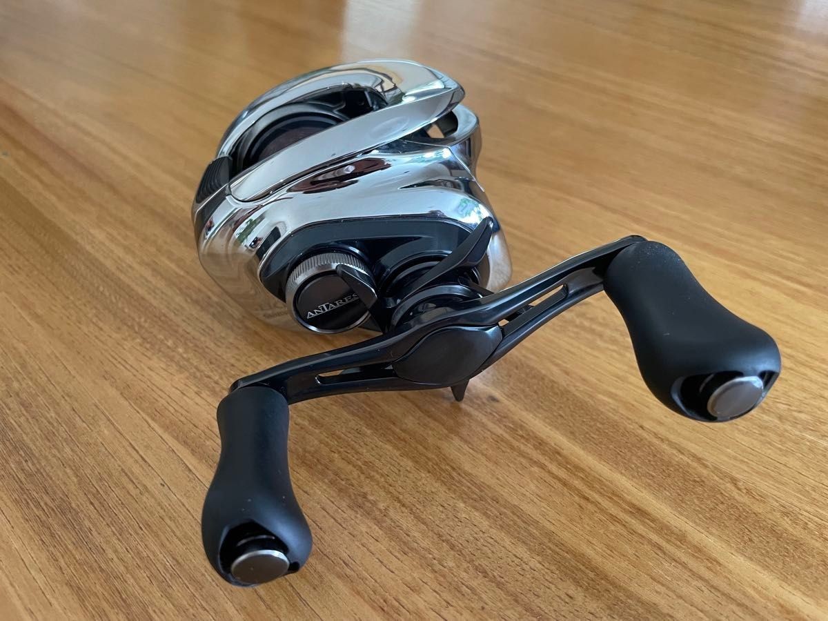 Shimano 19 ANTARES HG Right Handed Bait Casting Reel w/Box From JAPAN
