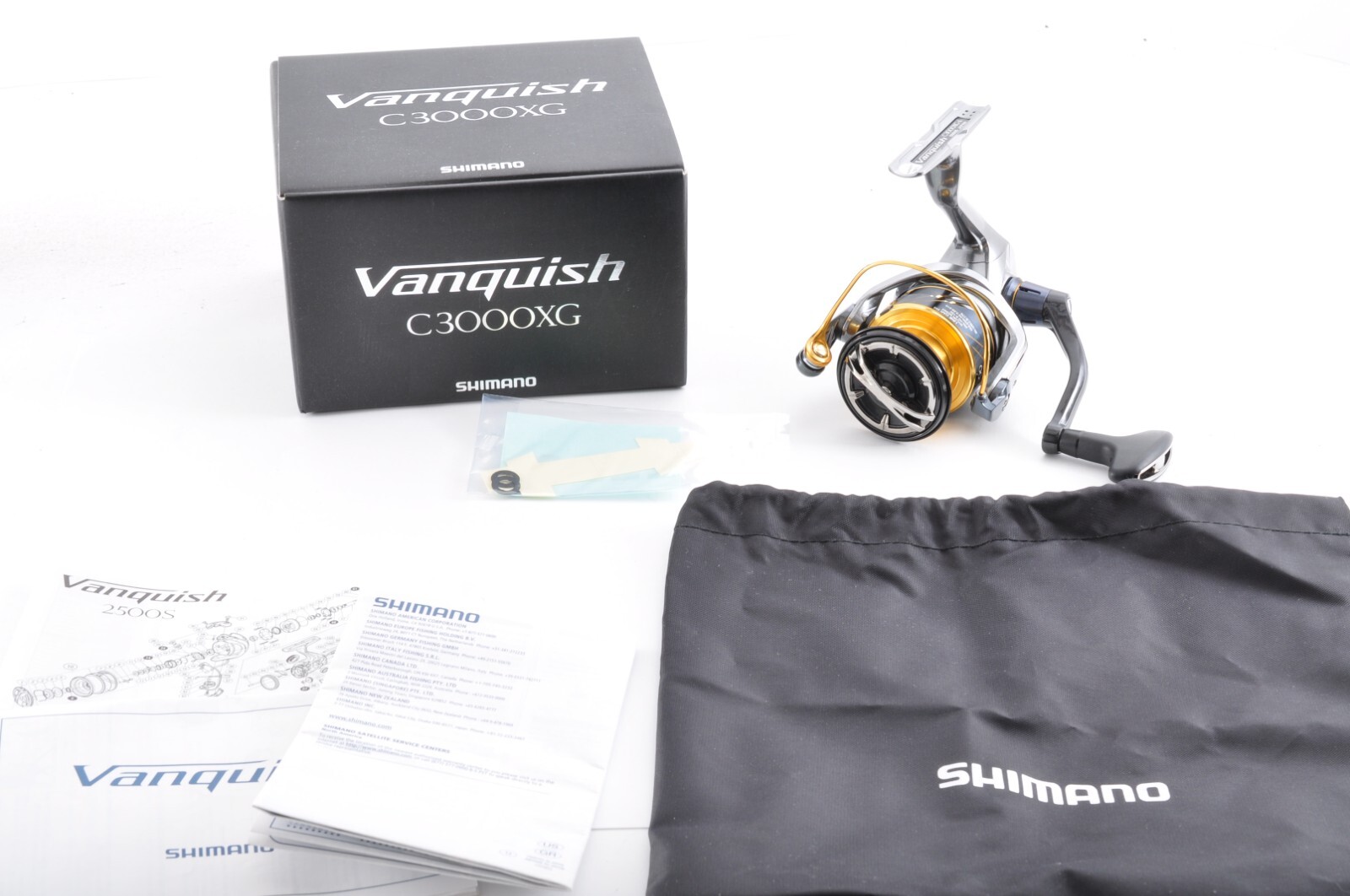 Shimano 16 Vanquish C3000XG Near Mint Fishing Spinning Reel from Japan B0242