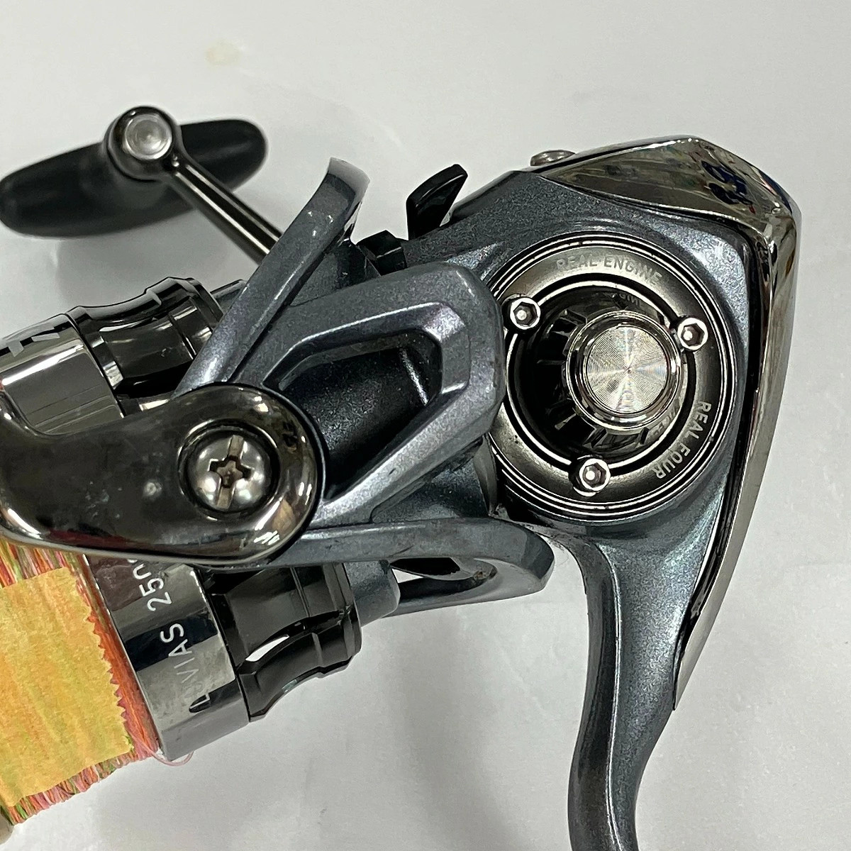 【】DAIWA Spinning Reel 15 Luvias 2508PE-H Scratched C