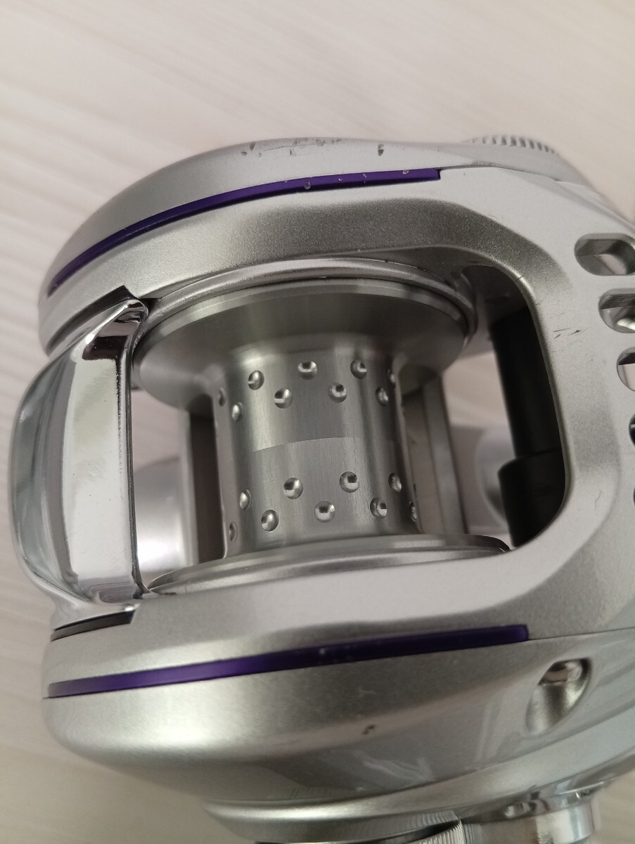Daiwa TD Zillion HLC 100H Baitcasting Reel, Right, Used, Smooth Operation