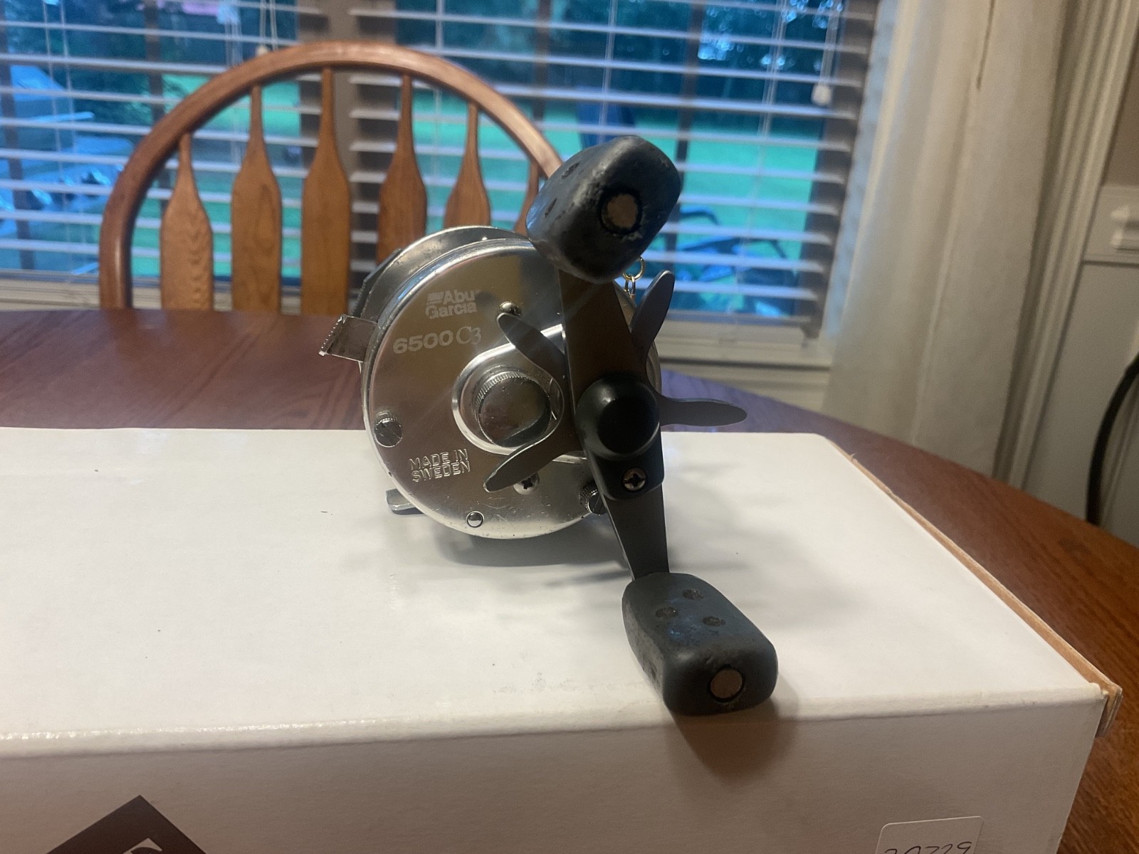 ABU GARCIA AMBASSADEUR 6500 C3 FISHING REEL Bait Caster Grey & Silver