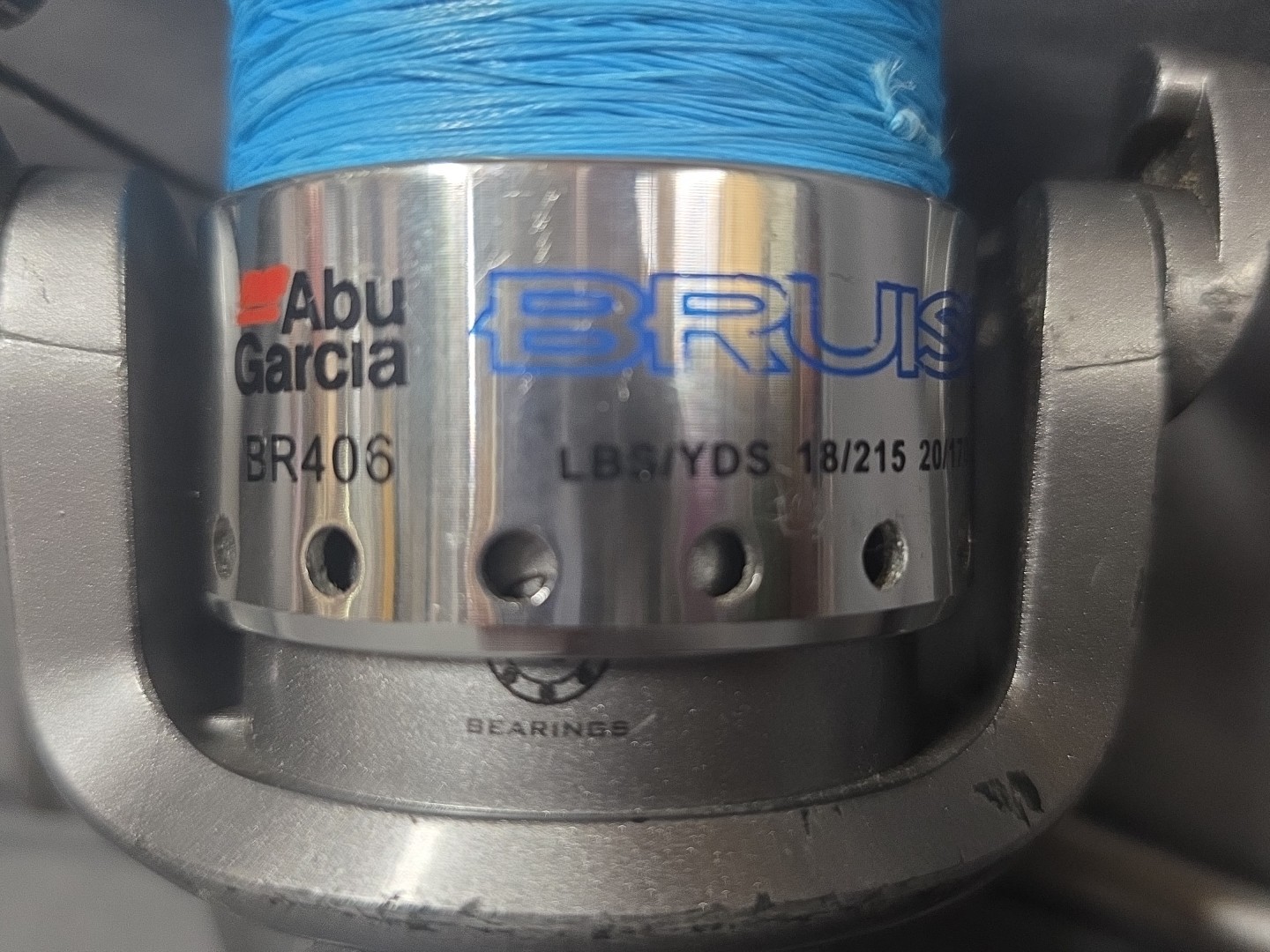 Bruiser BR406 Spinning Reel Silver Metal Line Capacity 15/215 20/170 30/120