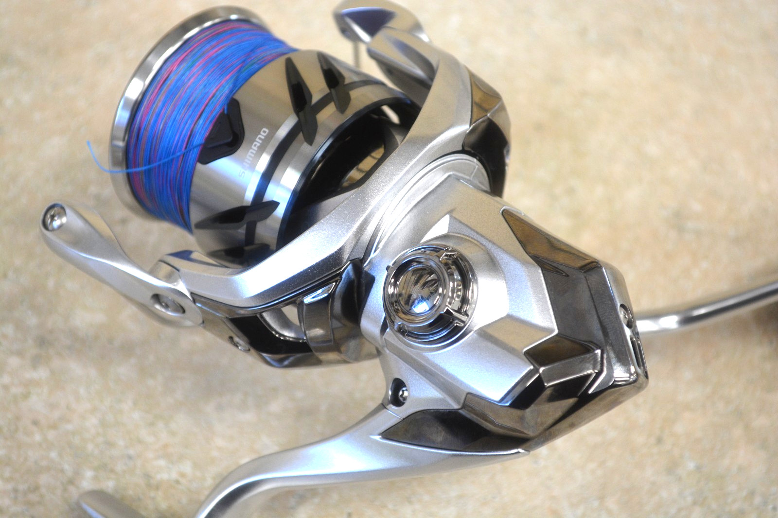 Shimano STRADIC C5000XG Spinning Fishing Reel *Pre-owned* FREE SHIPPING