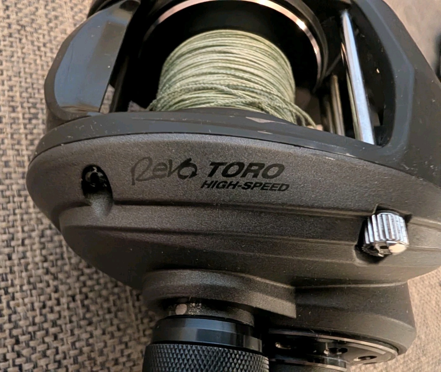 Abu Garcia Revo Toro Beast 60HS, 80 Lb Braid