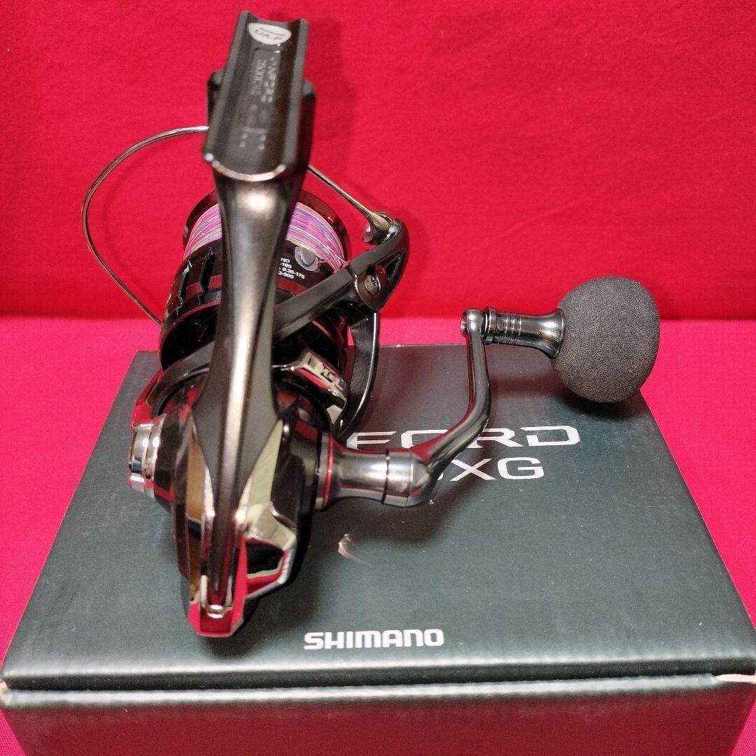 Shimano Vanford C5000XG Spinning Reel Light Use Good Condition Line Included