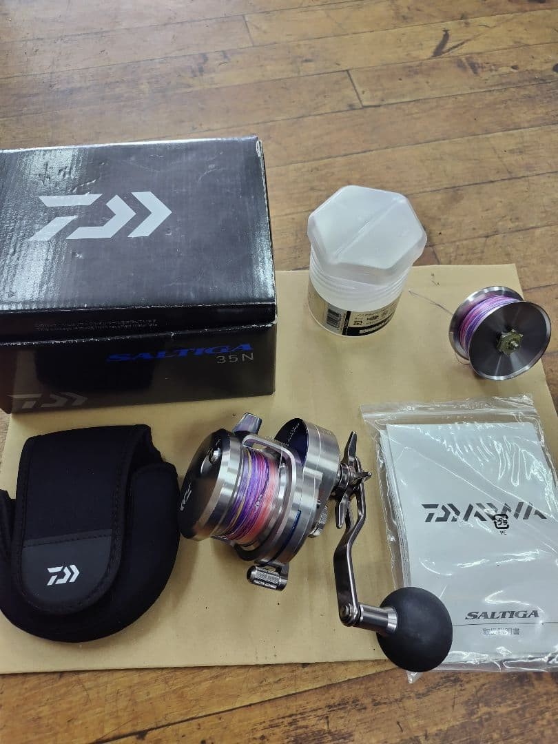 DAIWA 15 Saltiga 35N Baitcasting Reel with Spool Used