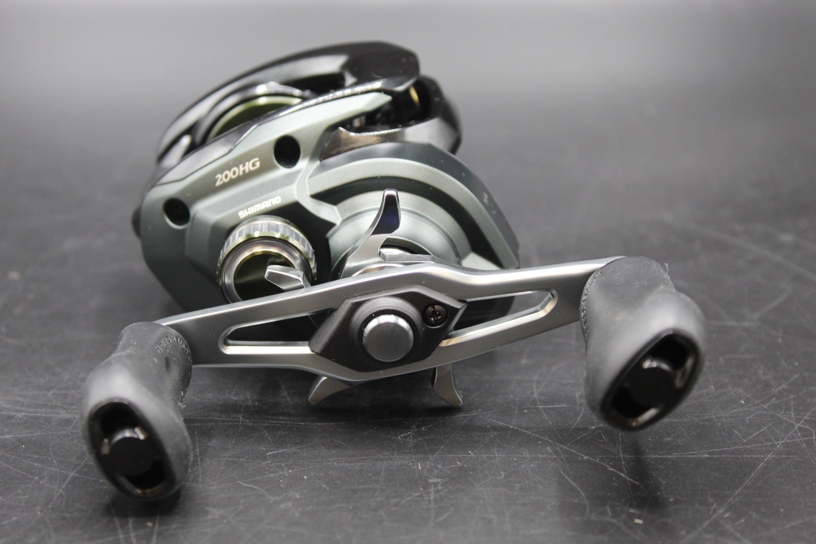 Shimano Curado 200HG Baitcasting Reel *Pre-owned* FREE SHIPPING
