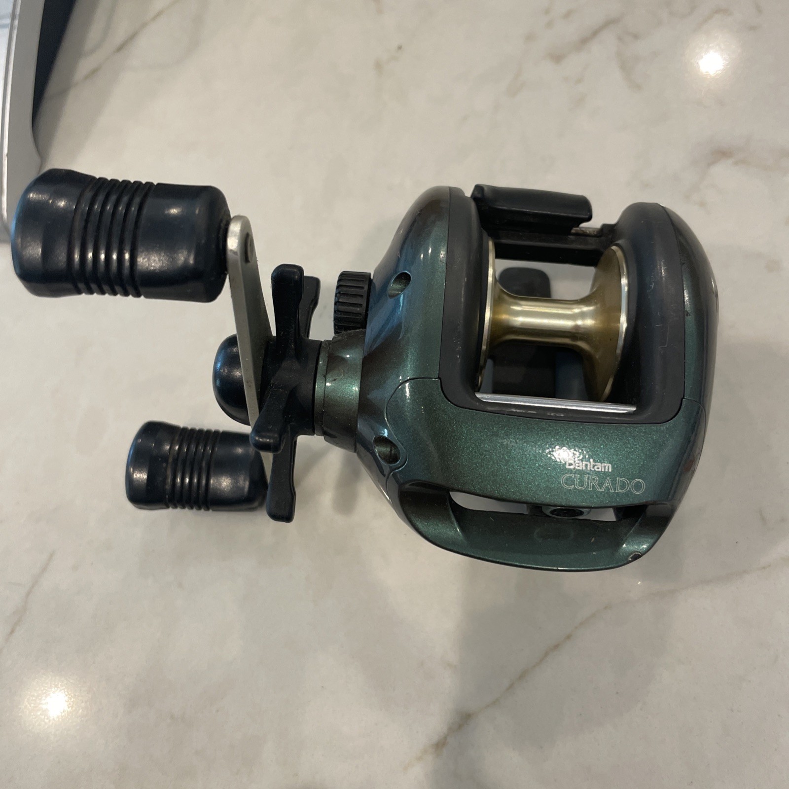 Vintage SHIMANO CURADO BANTAM CU- 200 Right Handed Baitcaster Used