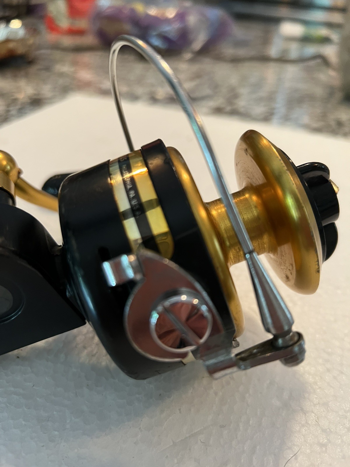 Vintage 710z spinning reel