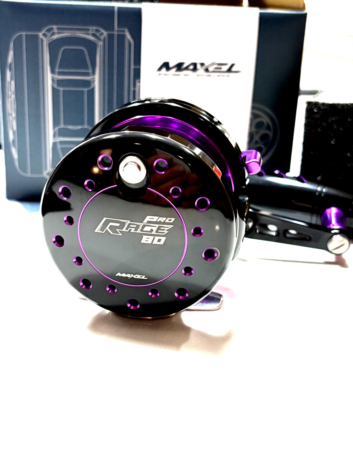 Rage Pro 80 RH Lever Drag Reel Black/Purple USA Free Shipping