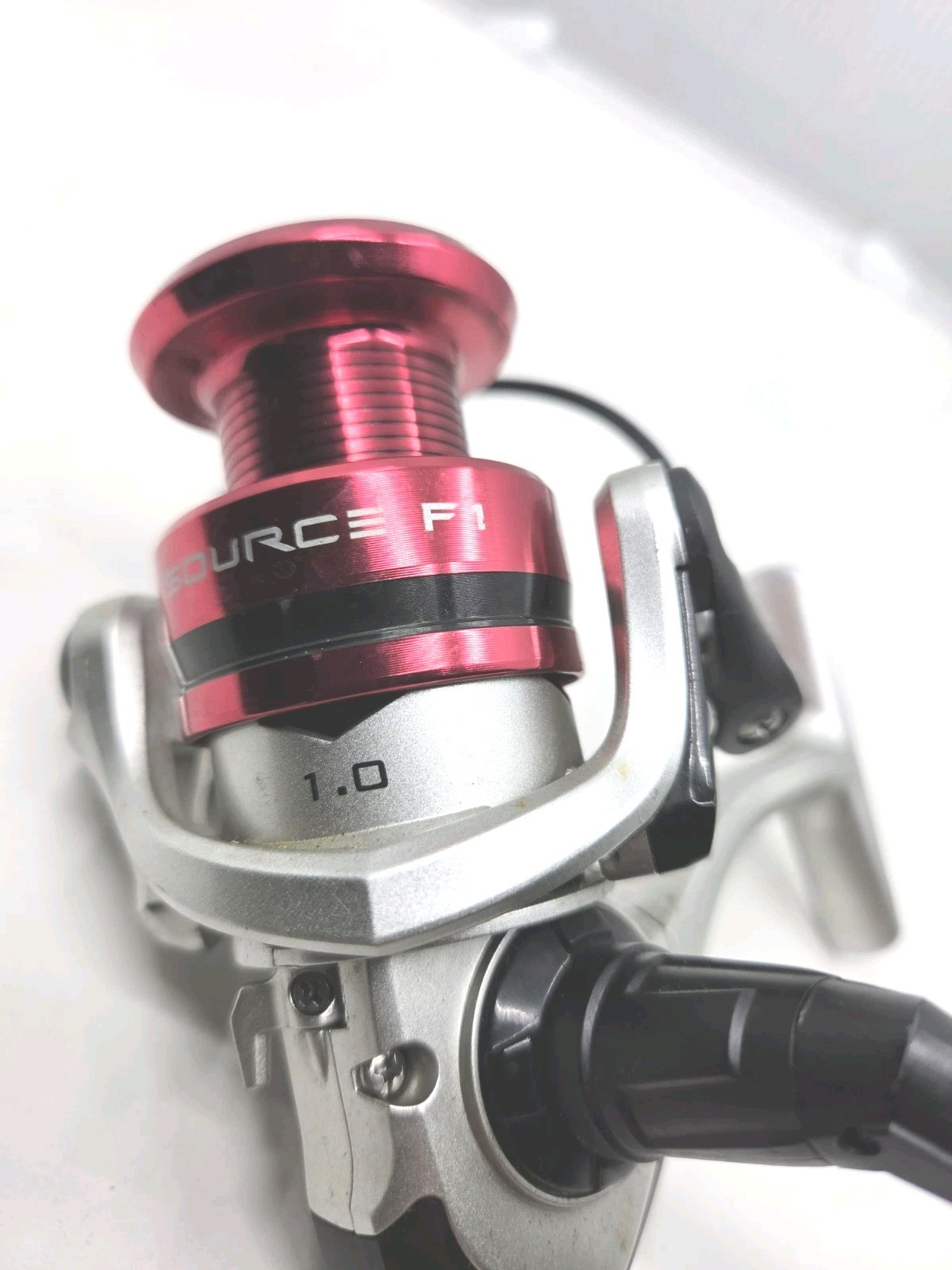 13 Fishing Source F 1 Spinning Fishing Reel 5:2:1 Ratio Very Smooth Ex Condition
