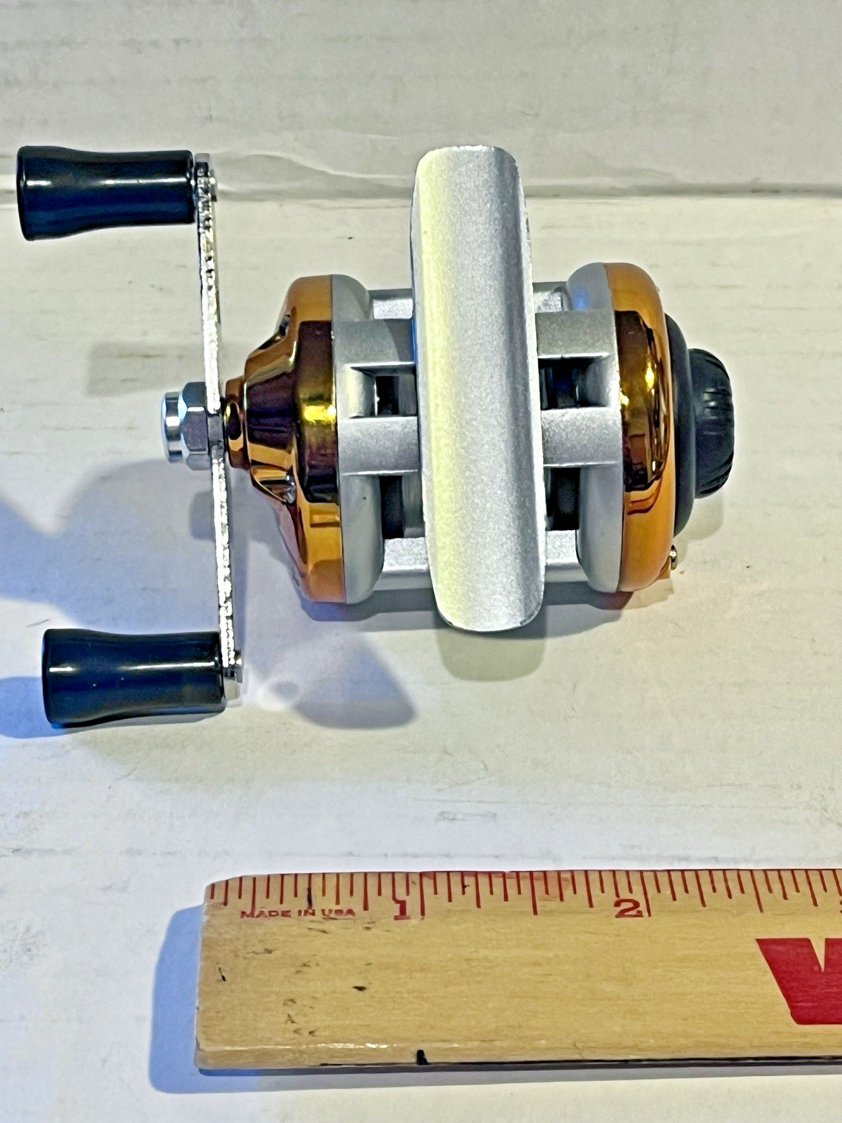 Minitroll AC, 100 Right Hand Ice Fishing Reel Drum Reel, Lightweight, 3:1 Gear