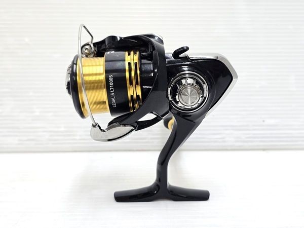 Daiwa Regalis LT1000S Spinning Reel Used Boxed 23 Model