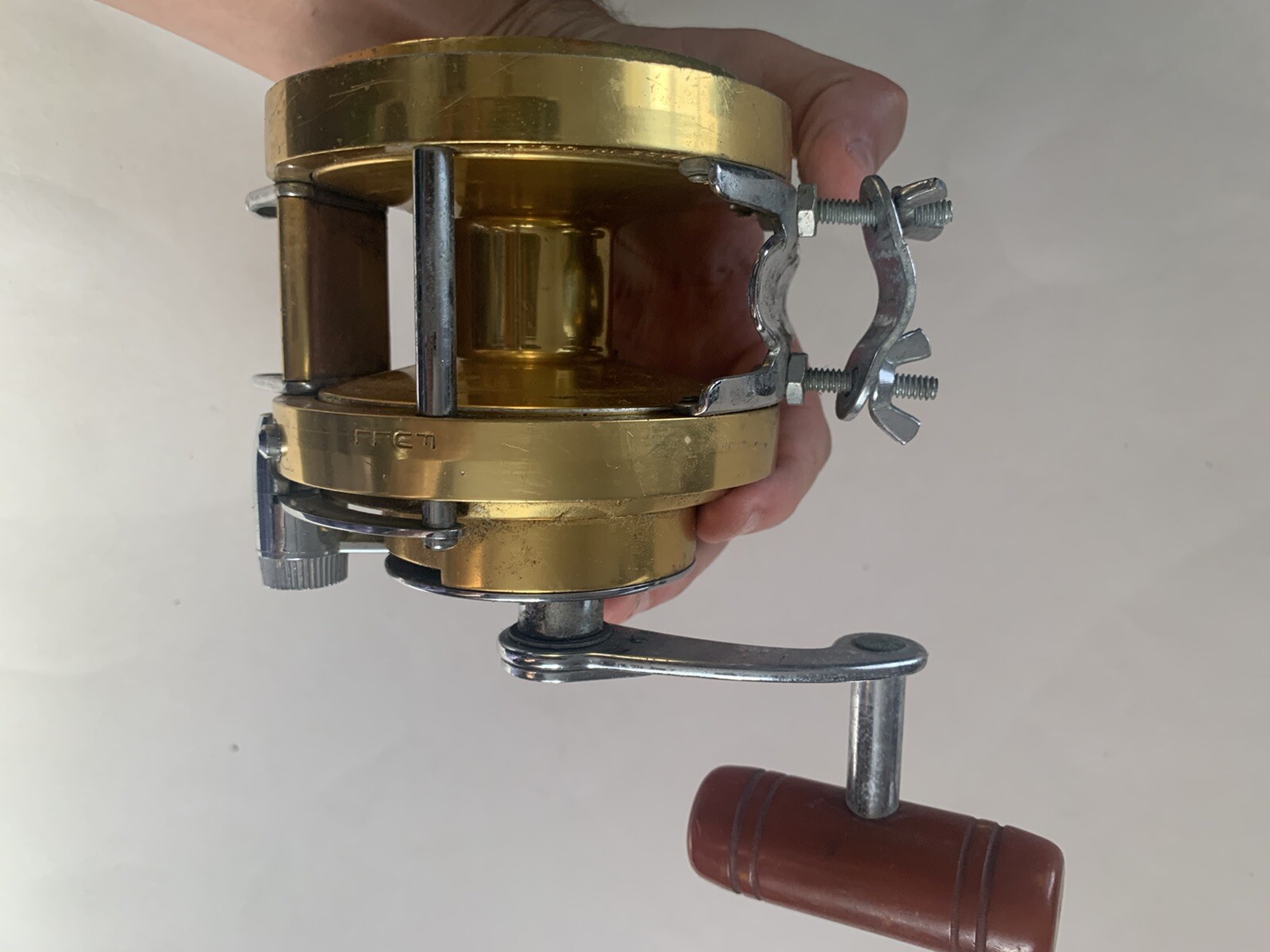 Penn International 20 Single speed Saltwater Reel. Right handed.