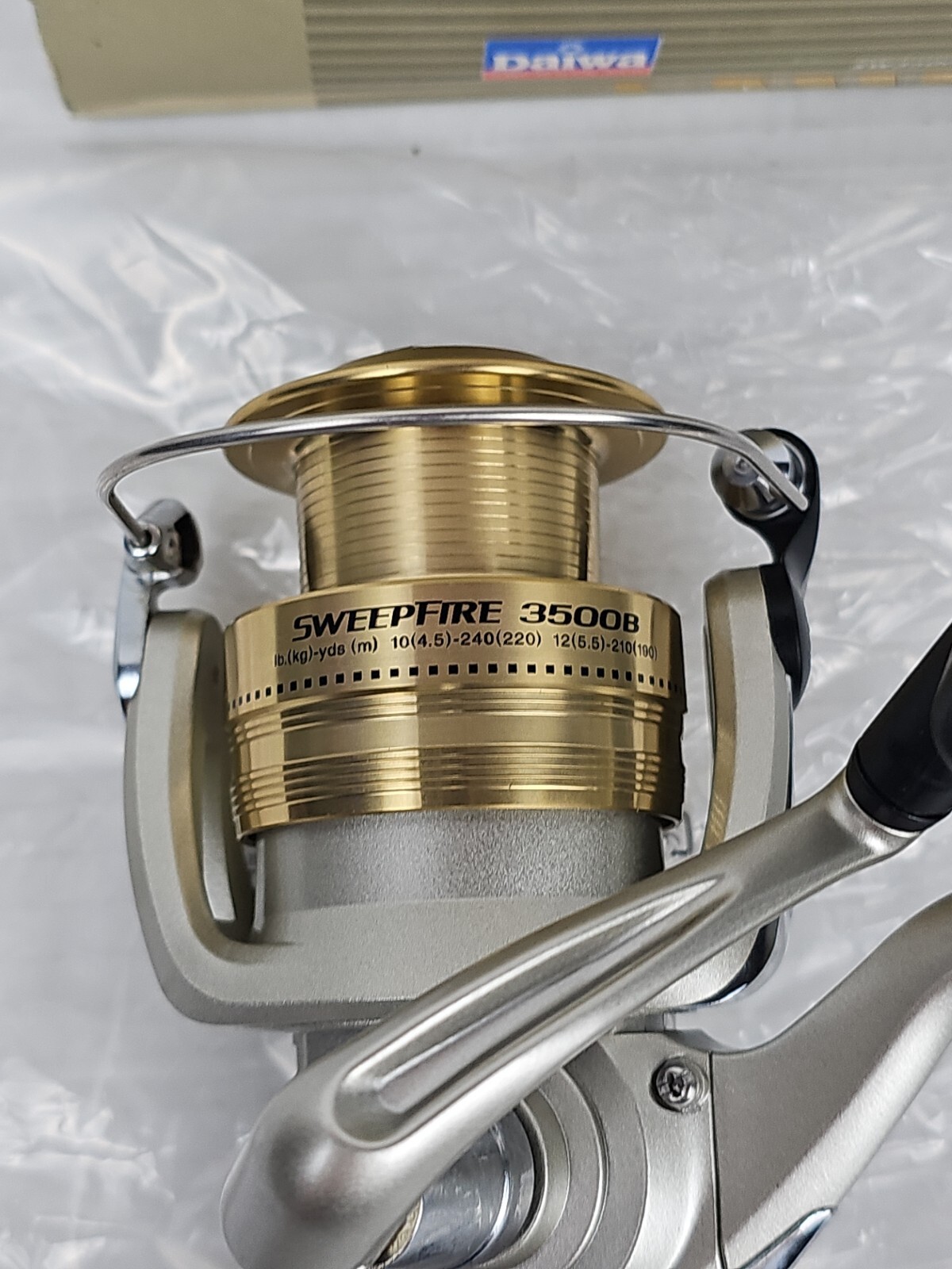 Diawa Sweepfire 3500B Spinning Reel 5.3:1 Crank Reel