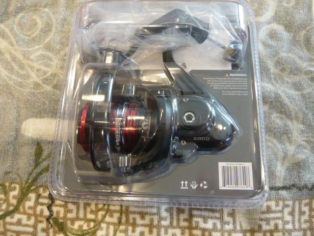 KASTKING ROYALE GT LEGEND 2000 SPINNING REEL,,,NEW IN CLAM PACK
