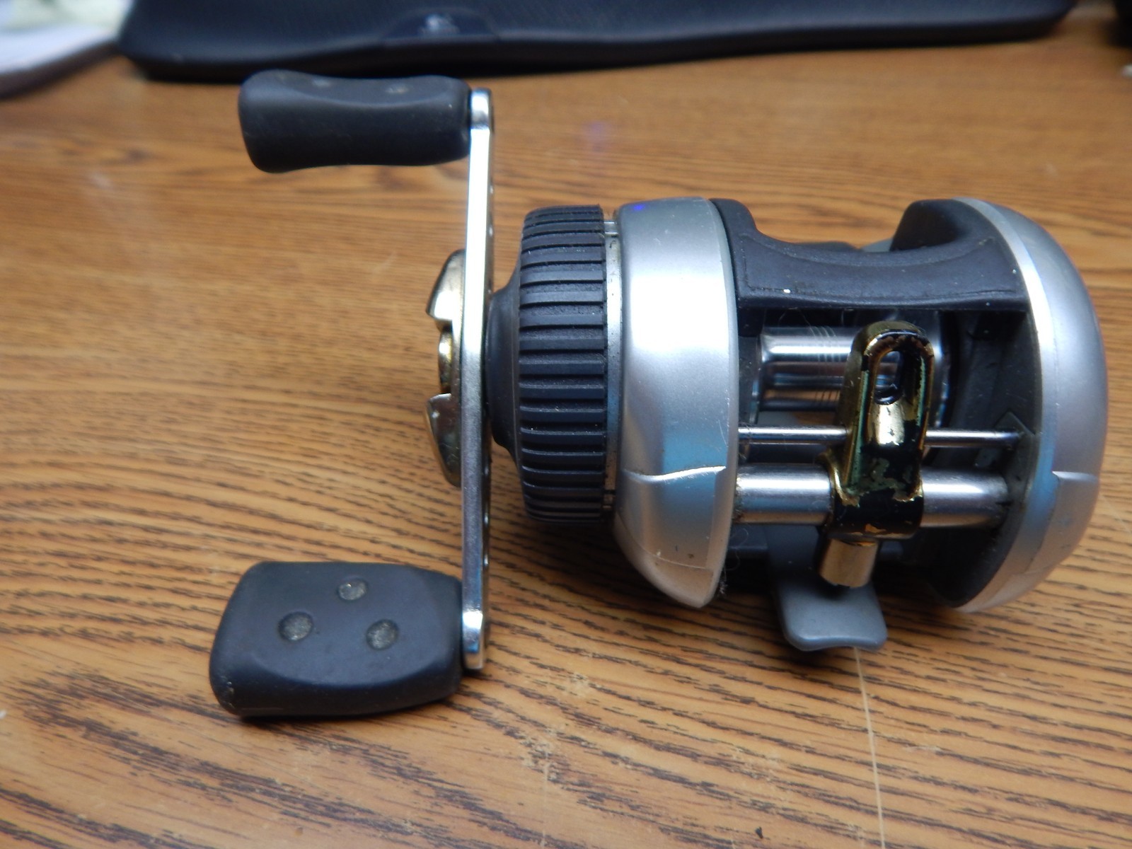 AMBASSADEUR PGS 3600 BAITCASTER REEL USED WORKS GOOD NO BOX LQQK