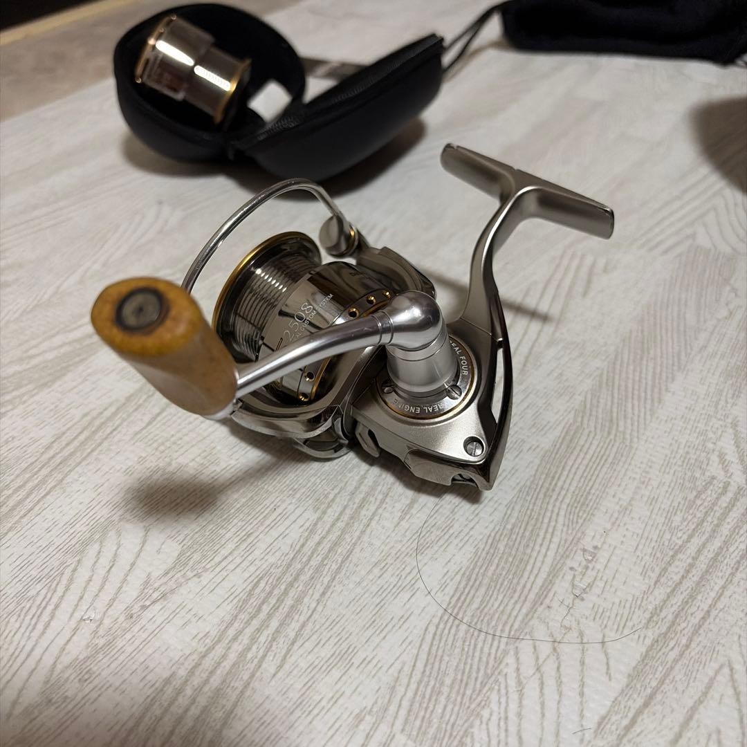 Daiwa EXIST 2506 SPinning reel body