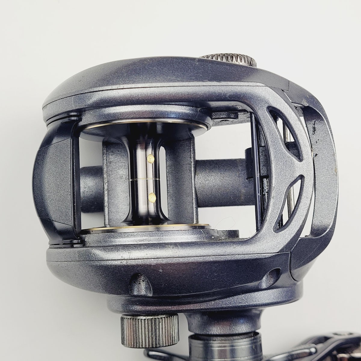 Daiwa Lexa 300 HS-P Baitcasting Reel with Power Handle