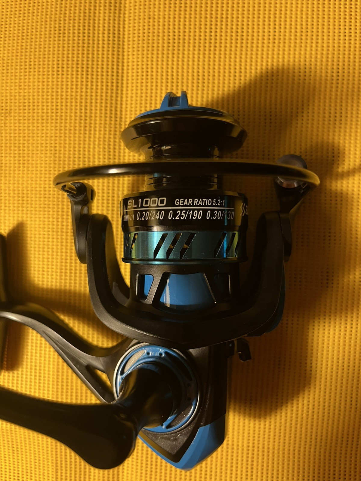 Sougayilang SL1000 Fishing Reel, 5.2:1 High Speed Spinning