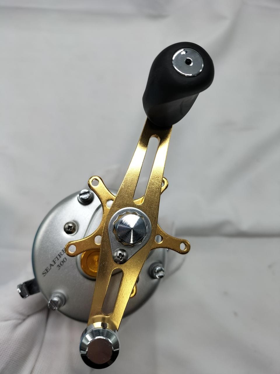DAIWA SEAFIRE2 300 Baitcast Reel