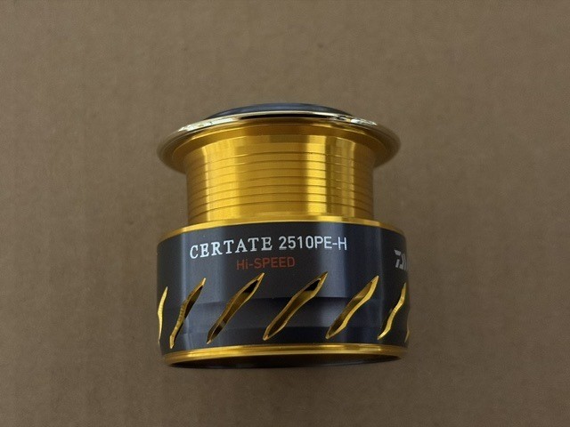 DAIWA 13 Certate 2510PE-H Spool Clean Edge Reel Part Mint JAPAN