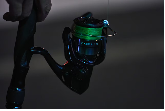 SHIMANO Spinning Reel 24 EXSENCE BB C3000MHG Spool Diameter 47mm Made in Japan