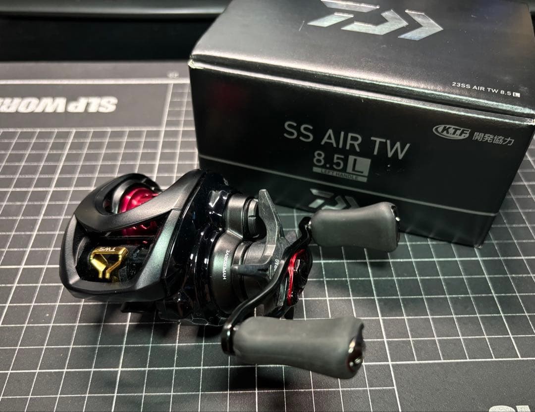 DAIWA 23 SS AIR TW 8.5L Left Handle Fishing Reel Used JDM Japan