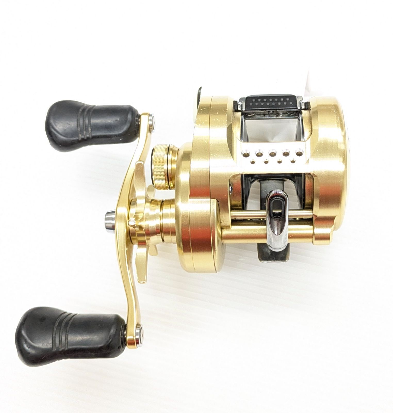 [Used] Shimano 18 Calcutta Conquest 300 Baitcasting Reel 03863 Tested From JAPAN