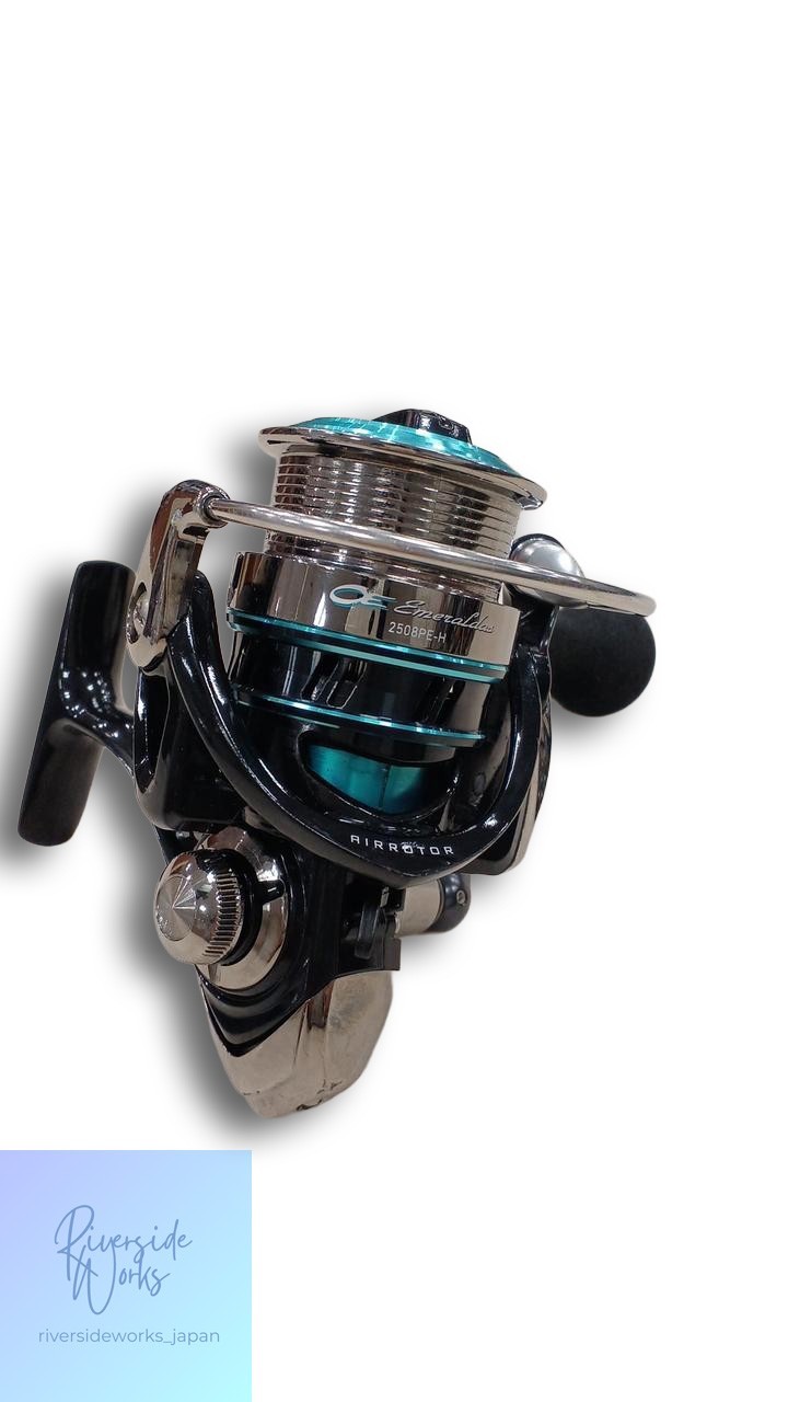 DAIWA 16EMERALDAS 2508PE-H Spinning Reel Fishing Gear Used