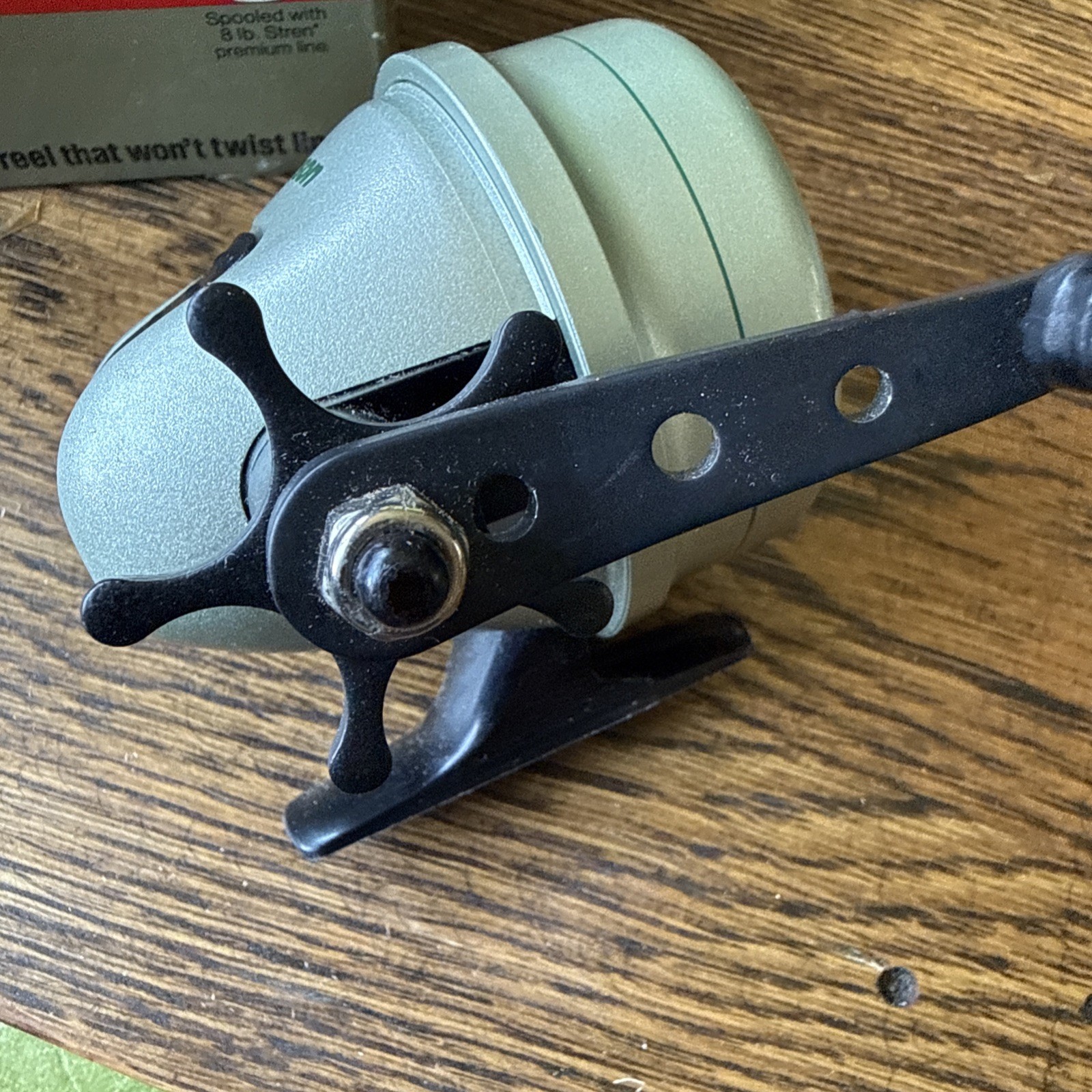 NEW Johnson Tangle-Free 8 Casting Fishing Reel Vtg USA In Original Box